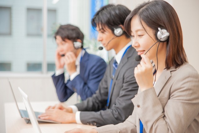 土日の着信が売上に変わる！中小企業が「休日の電話代行」で機会損失とスタッフの負担をゼロにする方法